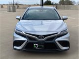Used 2021 Toyota Camry SE image 2