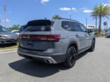 Used 2024 Volkswagen Atlas Peak Edition SEL image 5