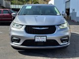 Certified 2021 Chrysler Pacifica Touring-L image 5