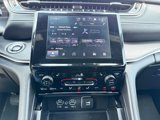Used 2024 Jeep Grand Cherokee L Laredo image 5