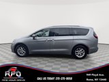 Used 2021 Chrysler Pacifica Touring-L image 2