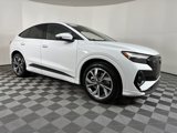 New 2025 Audi Q4 e-tron Premium Plus image 2