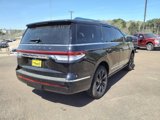 Used 2024 Lincoln Navigator Reserve image 3