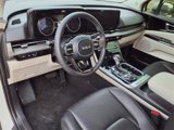 Used 2024 Kia Carnival EX image 6