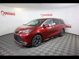 Used 2025 Toyota Sienna Platinum image 3
