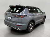 New 2025 Mitsubishi Outlander SEL image 3