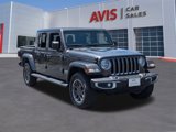Used 2023 Jeep Gladiator Overland image 3