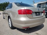 Used 2014 Volkswagen Jetta SE image 2