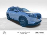 New 2025 Nissan Pathfinder Platinum image 3