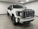 Used 2024 GMC Sierra 3500 Denali w/ Technology Package image 2