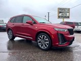 Used 2021 Cadillac XT6 Sport w/ Platinum Package image 2