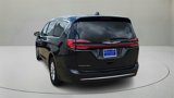 Used 2023 Chrysler Pacifica Touring-L image 5