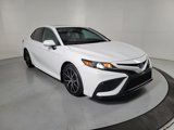 Used 2024 Toyota Camry SE image 2