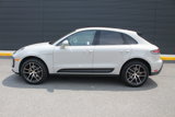 Used 2025 Porsche Macan image 2