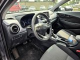 Used 2021 Hyundai Kona SE image 4