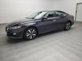 Used 2022 Nissan Altima 2.5 SV image 2
