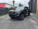 Used 2019 Toyota Tacoma TRD Sport image 3