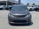 Used 2020 Chrysler Pacifica Touring w/ S Appearance Package image 3