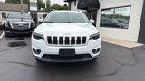 Used 2019 Jeep Cherokee Latitude w/ Cold Weather Group image 2