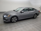 Used 2022 Nissan Altima 2.5 SV image 2