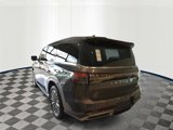 New 2025 INFINITI QX80 Luxe image 3