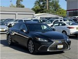 Used 2021 Lexus ES 300h w/ Premium Package image 2