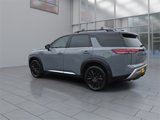 New 2025 Nissan Pathfinder Platinum w/ Black Appearance Package image 6