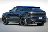 New 2025 Porsche Cayenne Coupe image 3