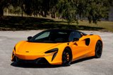 Used 2025 McLaren Artura Spider image 3