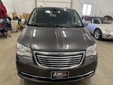 Used 2015 Chrysler Town & Country Limited image 2
