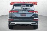 New 2025 Mitsubishi Outlander SE image 6