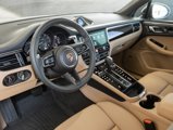 Used 2025 Porsche Macan image 4