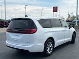Certified 2024 Chrysler Pacifica Touring-L image 3