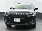 Used 2023 Jeep Cherokee Altitude Lux image 3