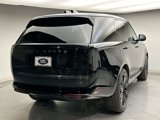 New 2025 Land Rover Range Rover SE image 3