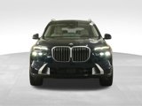 Used 2025 BMW X7 xDrive40i w/ Premium Package image 2