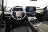 New 2025 Lincoln Aviator AWD w/ Equipment Group 101A image 2