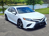 Used 2019 Toyota Camry SE image 2