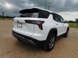 New 2026 Chevrolet Equinox LT image 2