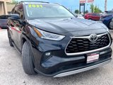 Used 2021 Toyota Highlander Platinum image 3