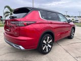 New 2025 Mitsubishi Outlander SEL image 3