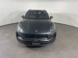 Certified 2025 Porsche Macan image 2