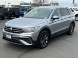 Used 2022 Volkswagen Tiguan SE image 2