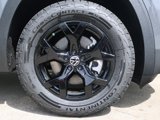 New 2025 Volkswagen Atlas Peak Edition SE image 5