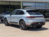 Certified 2025 Porsche Macan image 3