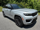 New 2025 Jeep Grand Cherokee Summit image 5