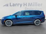 New 2025 Chrysler Pacifica Premium image 2