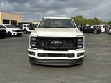 New 2025 Ford F250 4x4 Crew Cab Super Duty image 3