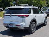 New 2025 Nissan Pathfinder SL w/ SL Premium Package image 3
