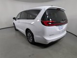 New 2025 Chrysler Pacifica Select image 5